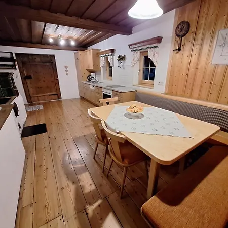 Hinterhabneralm Feriehus Petersberg